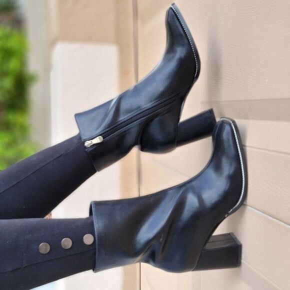 Shoes - Black High Chunky Heeled Boots Zip Up Square Toe Ankle Booties
